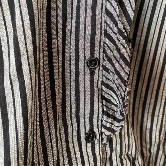 Striped Ruffle Blouse - Picture 8 of 10